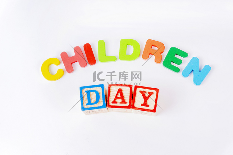 儿童节标题彩色字母积木组合摄影