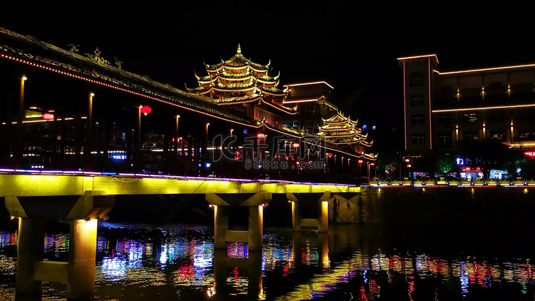 实拍古建筑夜景灯光