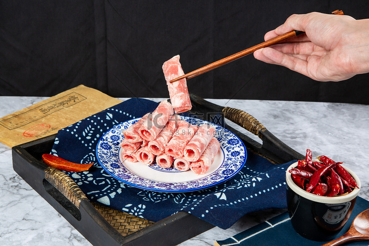火锅肉卷鲜肉营养食材摄影图配图