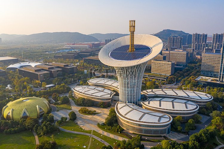 武汉城市建筑白天建筑未来科技城