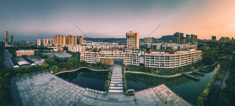 城市夕阳广西柳州工学院航拍学习