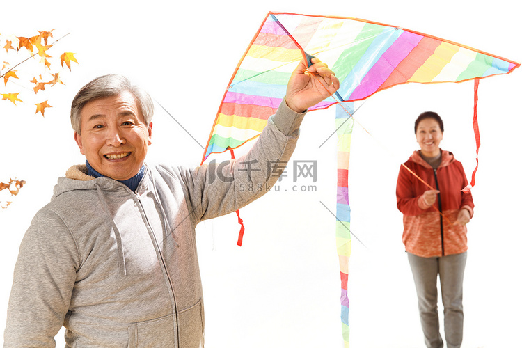 老年夫妇放风筝