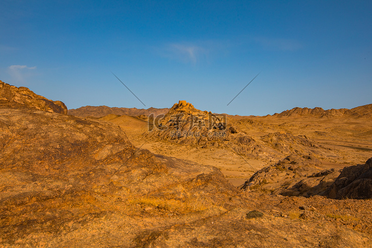 新疆自然风景白天荒漠戈壁户外无