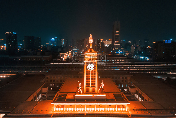 长沙夜晚钟楼火车站夜景摄影图配