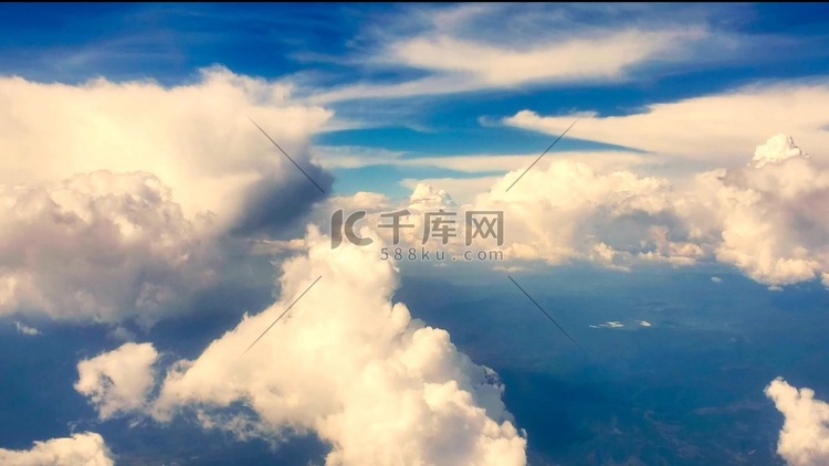 高空蓝天白云云层空中实拍