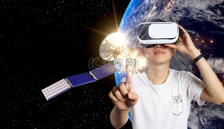 VR科技全息卫星无VR人物合成