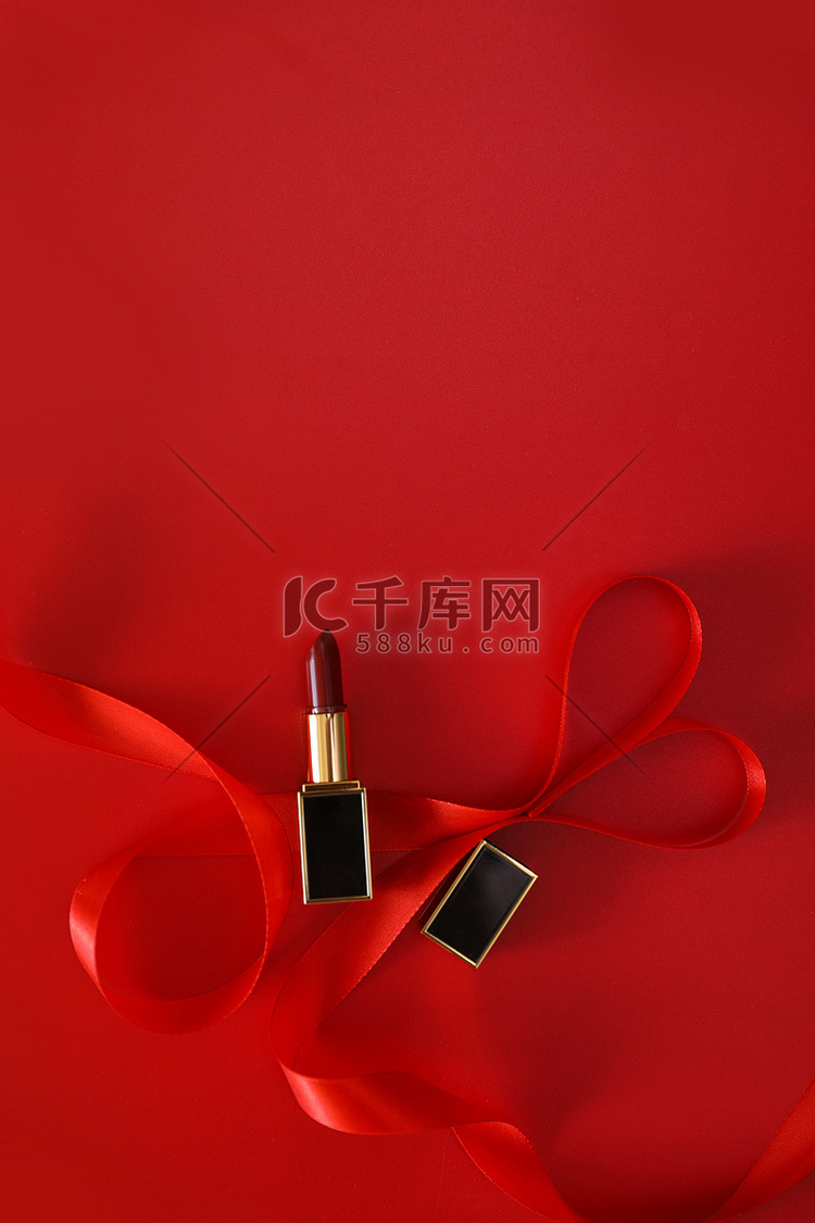 情人节妇女节女王节礼物红色背景