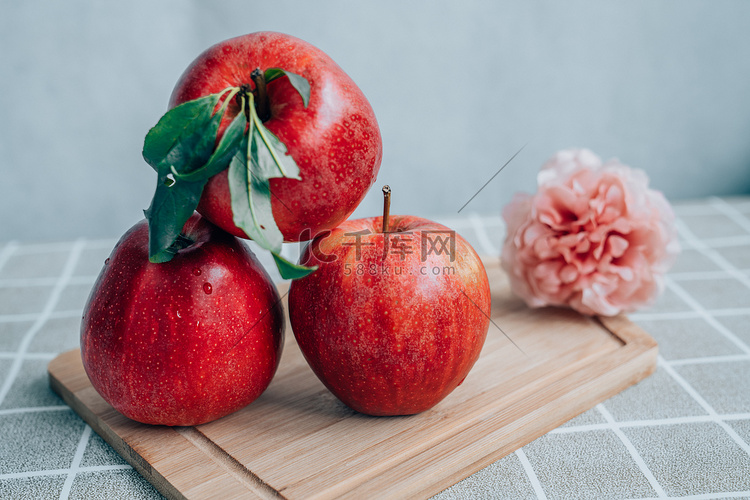 红苹果水果