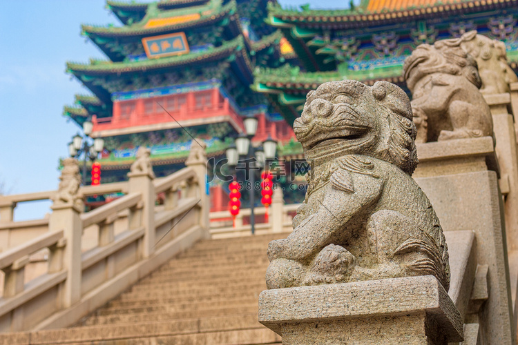 南京阅江楼的石狮子摄影图配图