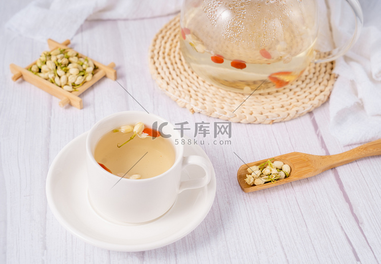 茶艺茶饮泡茶茉莉花茶摄影图配图