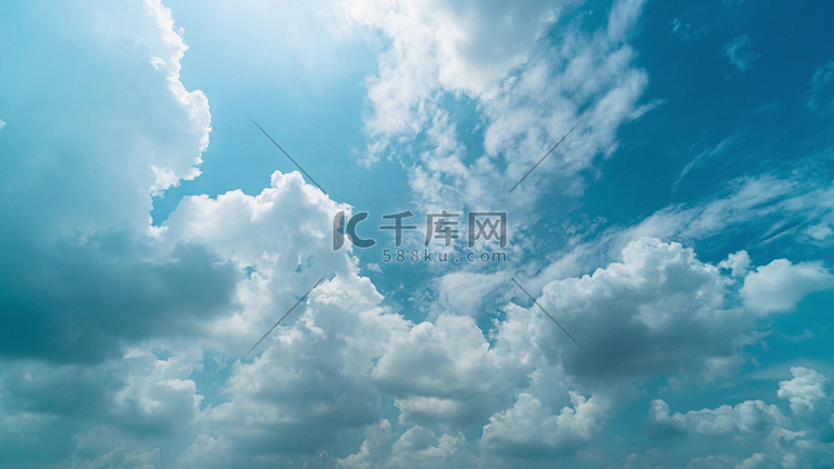 夏日阳光蓝天白云自然天空云层流