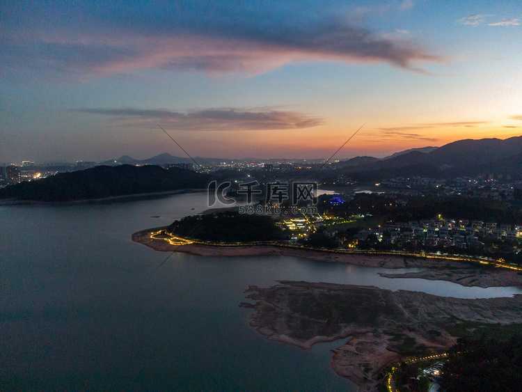 风景夕阳水库大坝空中航拍摄影图