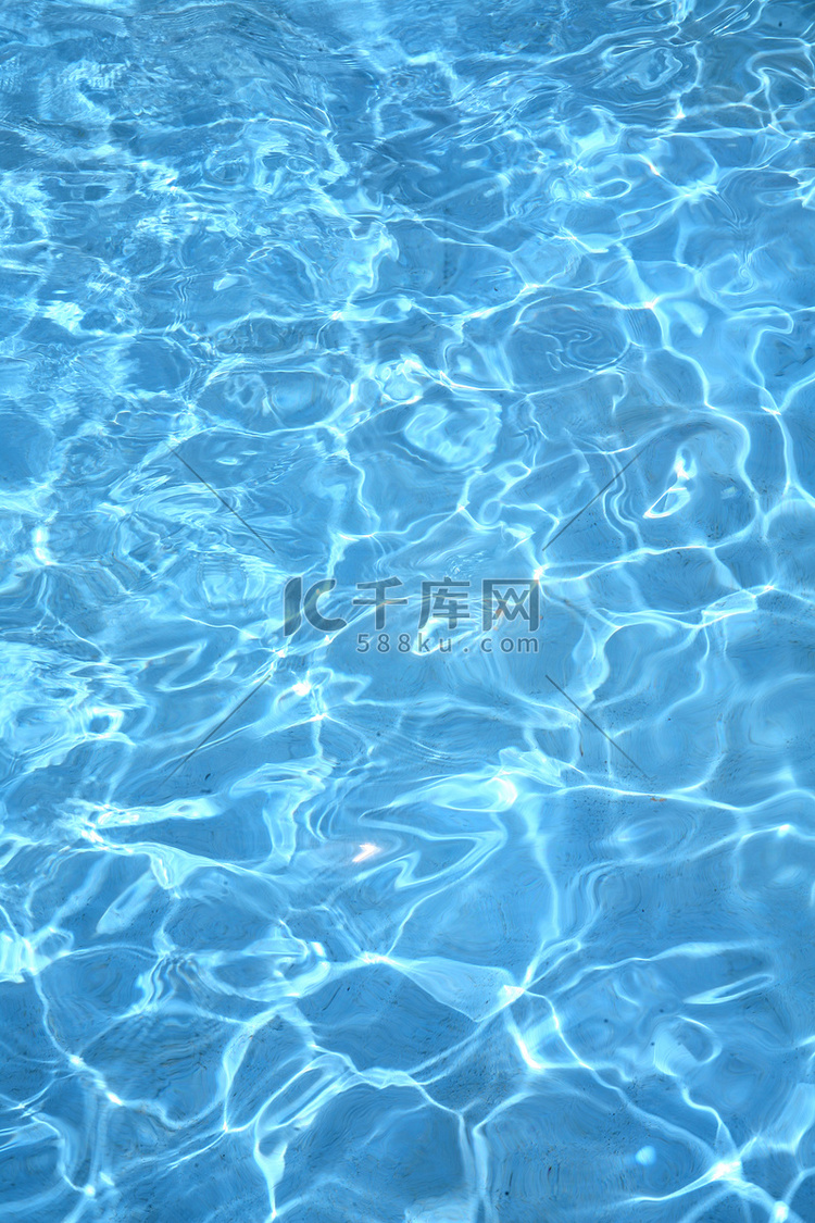 夏天游泳池蓝色水波纹