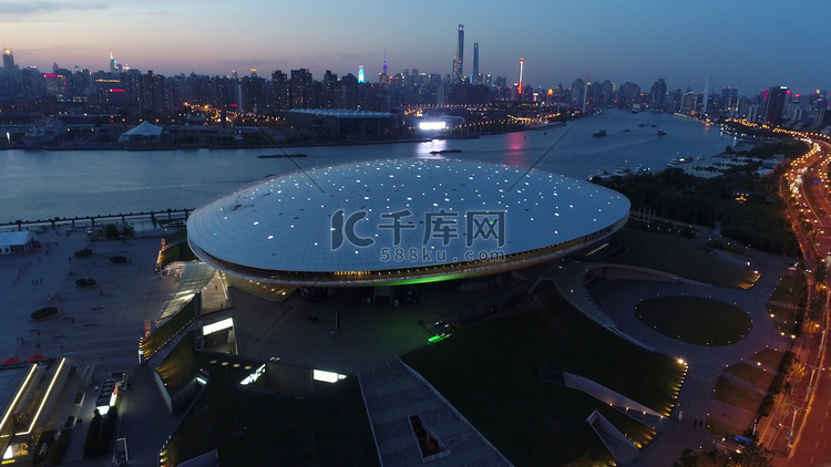 4K航拍上海奔驰文化中心全景