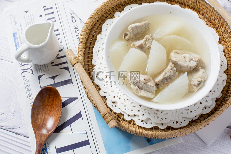 中餐美食排骨美味萝卜煲汤摄影图