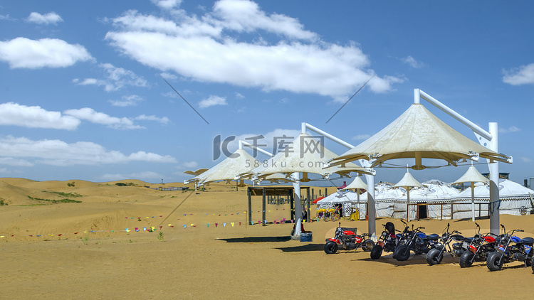 沙漠旅游上午遮阳伞夏季素材摄影