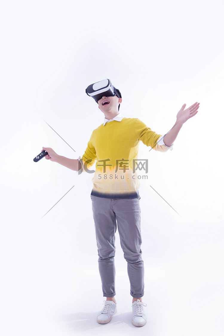 VR人像眼镜科技虚拟摄影图配图