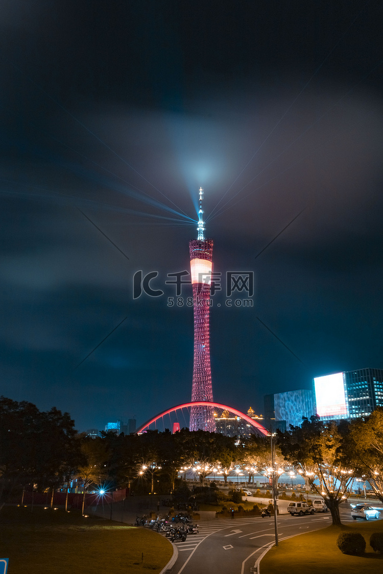 城市晚上海心桥广州桥延时摄影图
