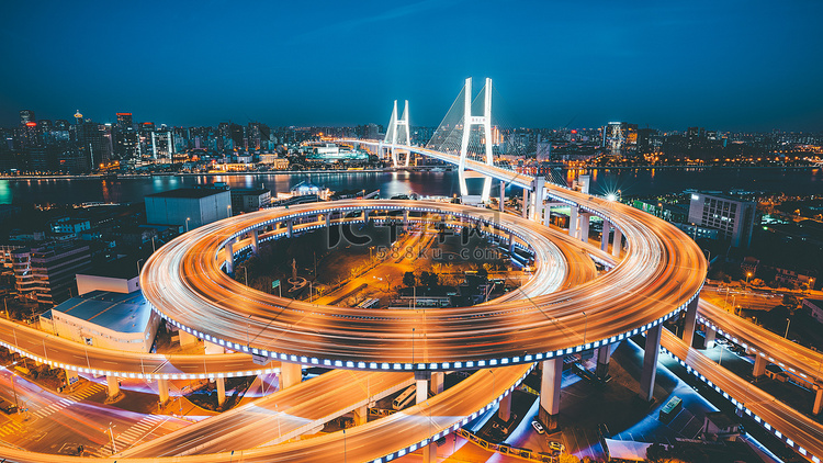 上海城市建筑夜景黄埔大桥摄影图