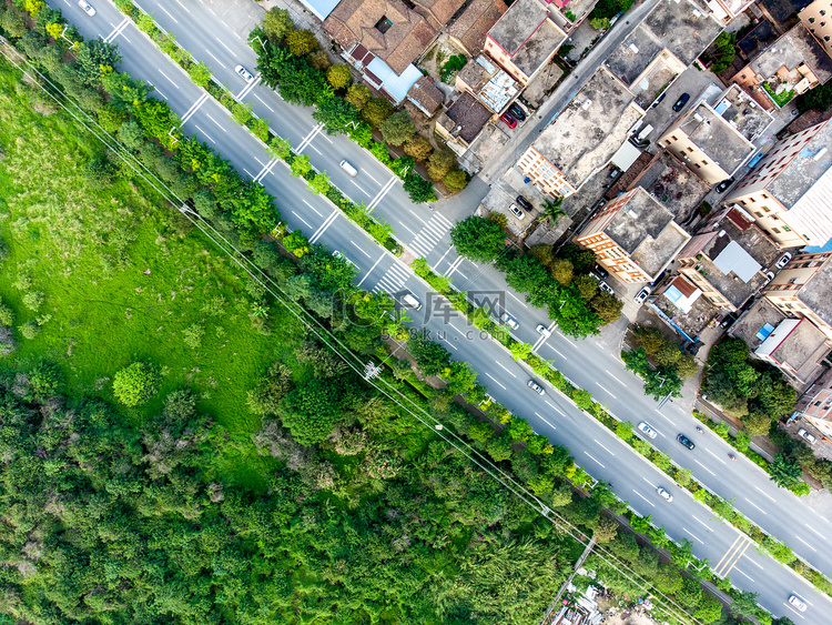 城市白天乡村道路空中航拍摄影图