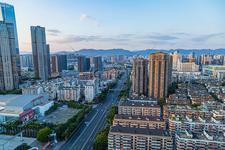 傍晚夕阳福州城市闽江北cbd道