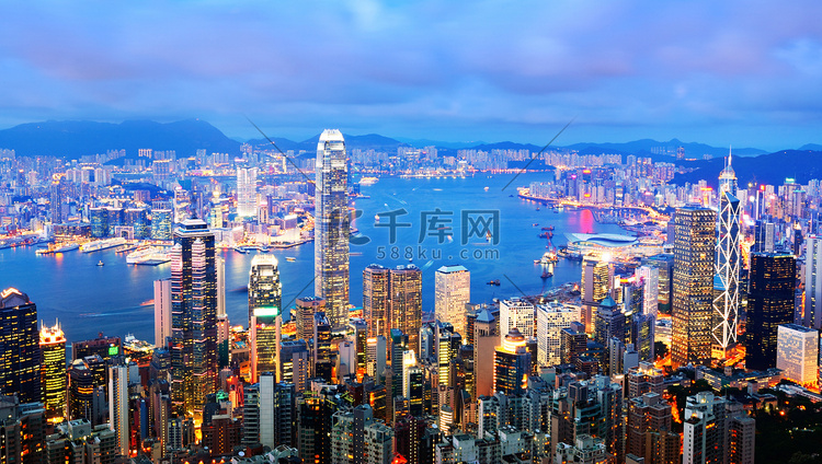香港黄昏港口城市夜景