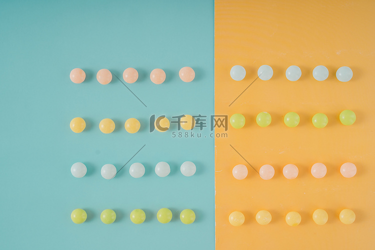 彩色糖豆甜食食品糖果摄影图配图