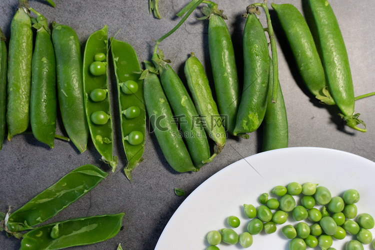 豌豆意面绿色西餐美食食物面食机