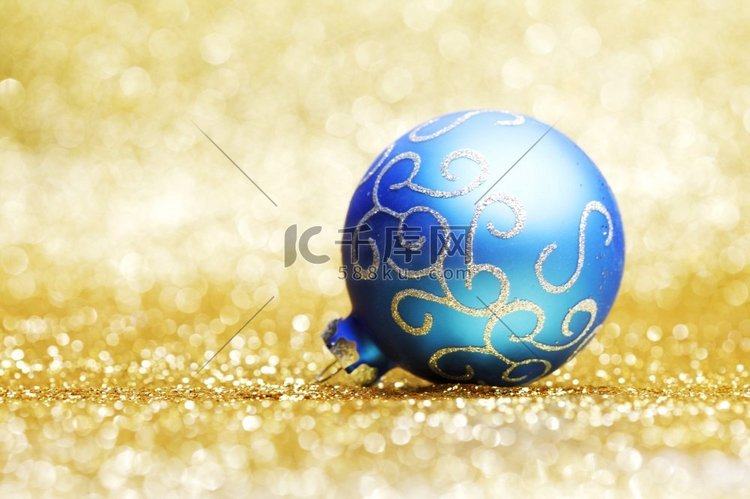 蓝色圣诞球，抽象闪闪发光的背景