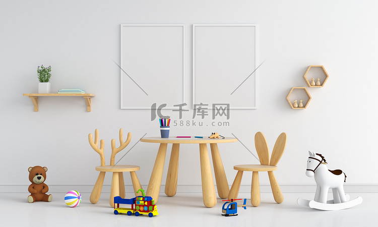 儿童房中用于模拟的两个空白相框