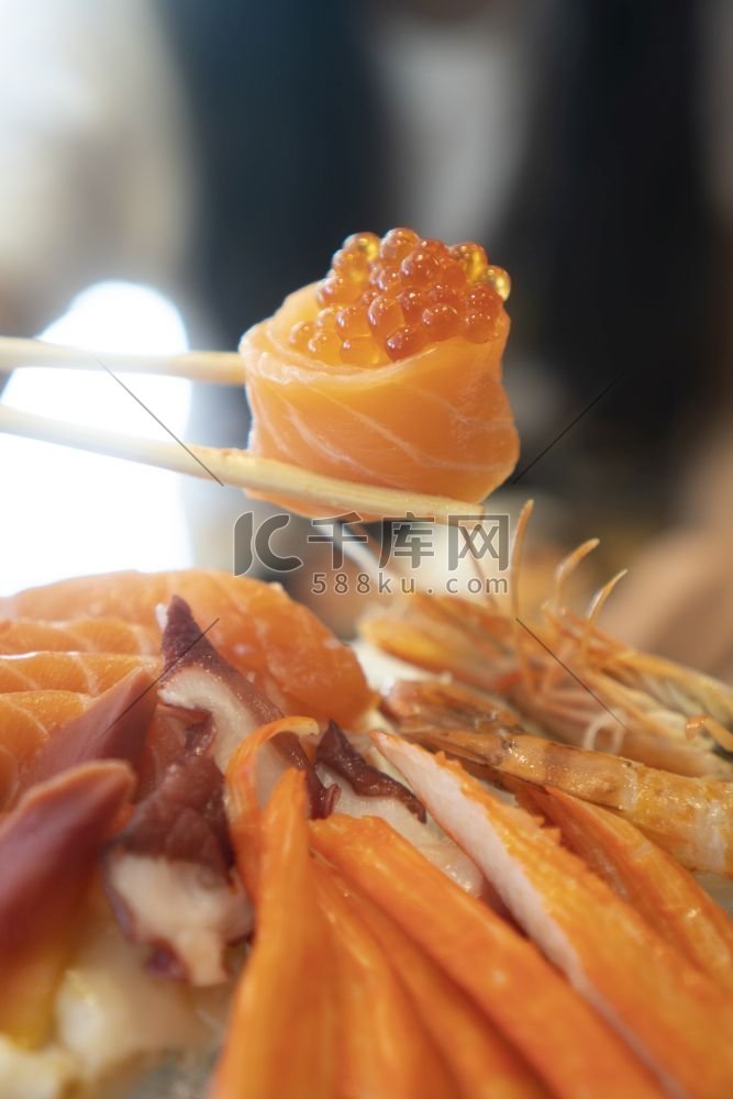 三文鱼生鱼片，日本料理