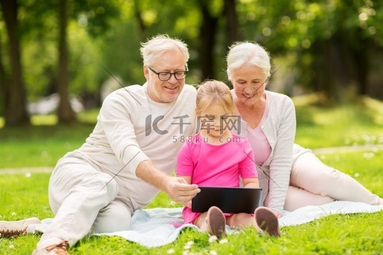 祖父、孙女、平板电脑、PC