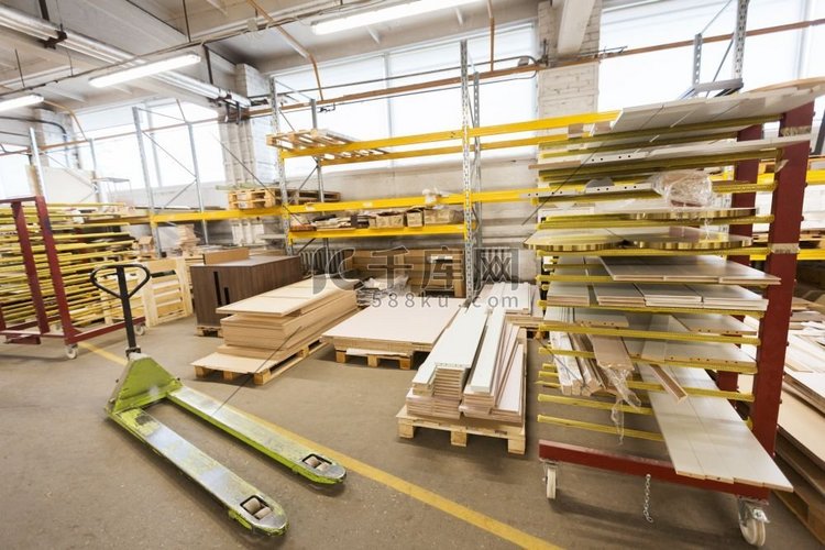 生产，制造和木工行业的概念-板