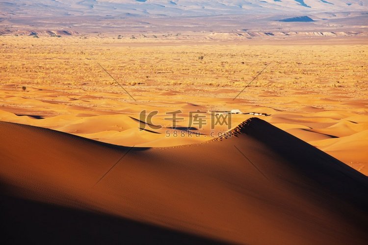 风景如画的沙漠沙丘
