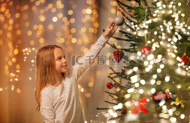 圣诞节，假日和童年概念—快乐的