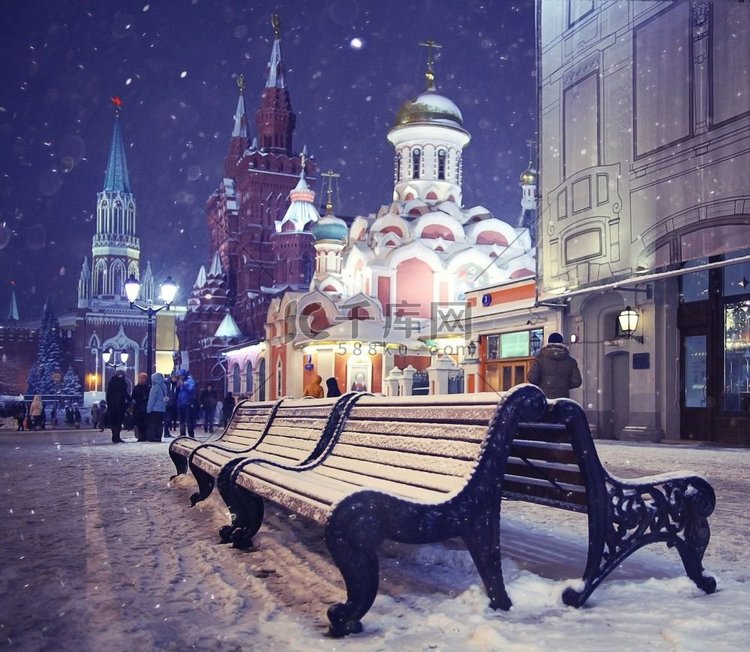 莫斯科市中心的冬夜景观