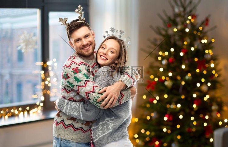 圣诞节，人和假日概念—快乐的夫