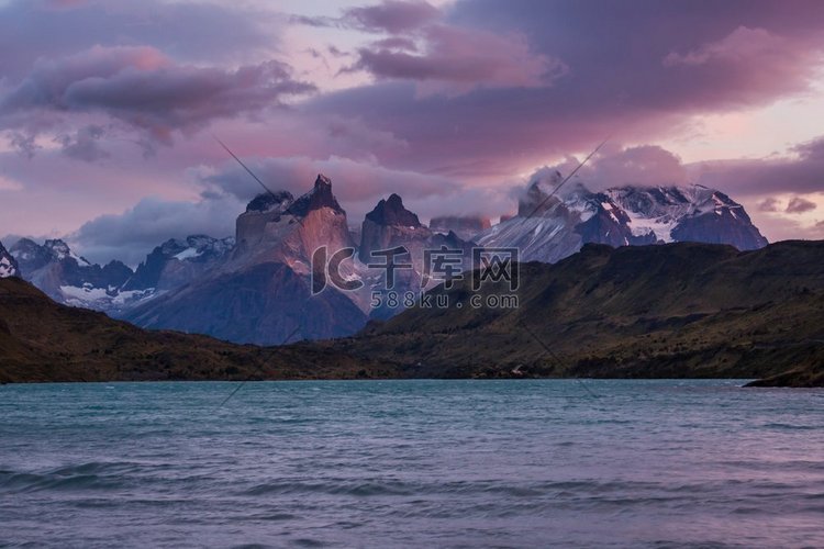 智利托雷斯德尔潘恩国家公园美丽