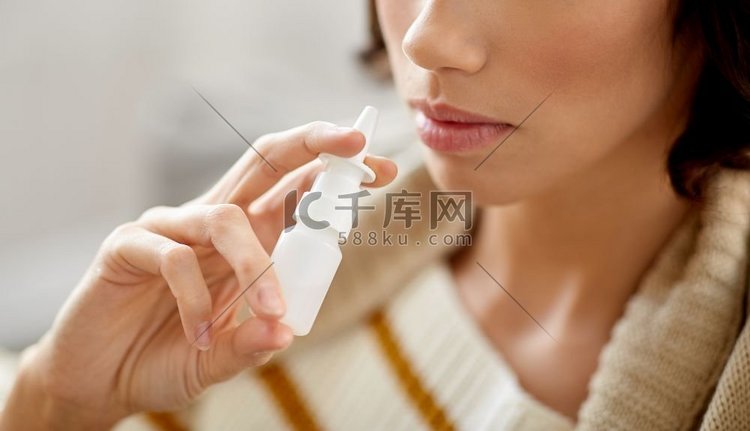 鼻炎，医学和保健概念-使用鼻腔