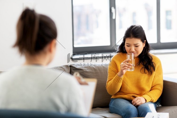  女人，水，饮料，心理治疗