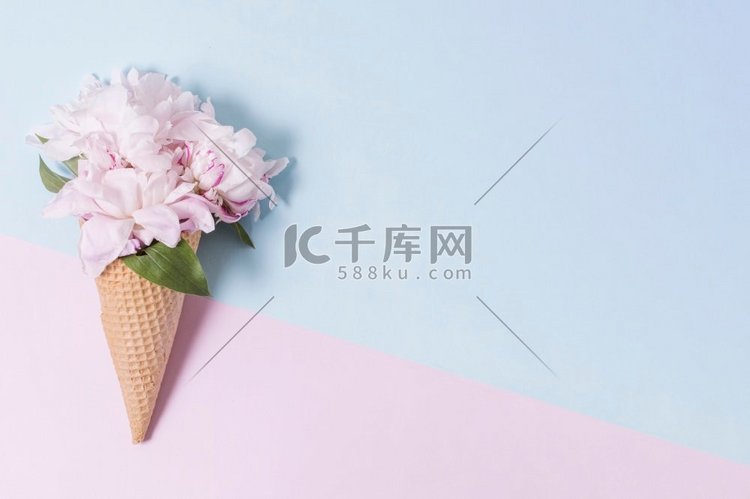 抽象冰淇淋甜筒花束花。高分辨率