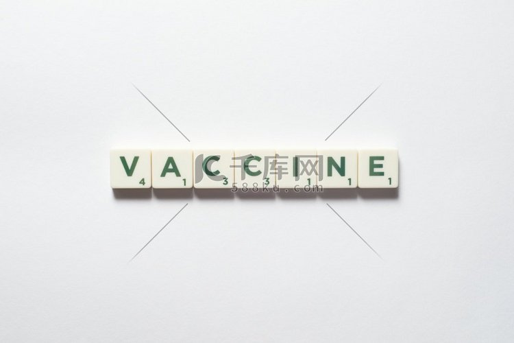 疫苗词形成的拼字游戏块在白色背