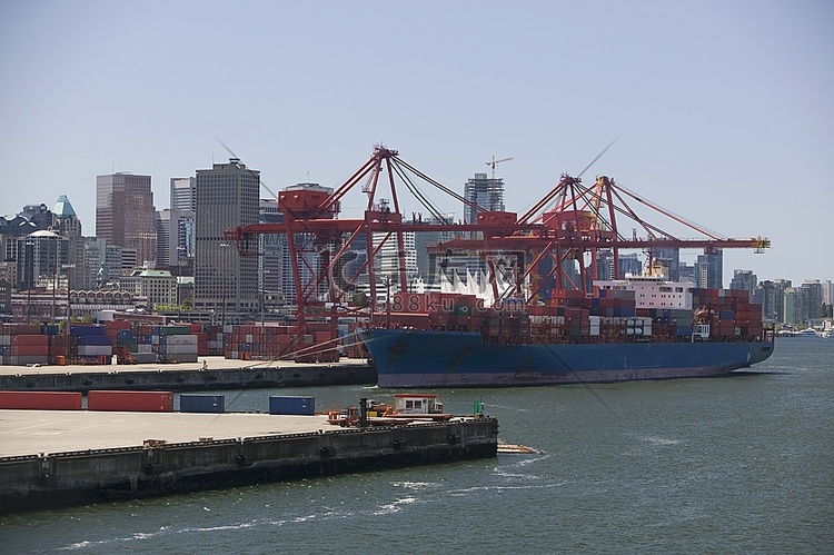 不列颠哥伦比亚省温哥华港的货船