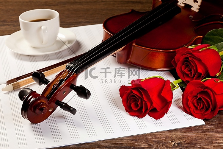 红玫瑰和小提琴