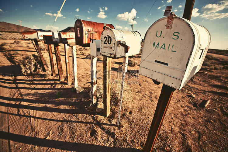 中西部美国旧邮箱
