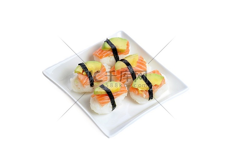 新鲜可口的传统日式寿司