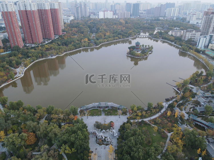 迎泽公园全景.JPG