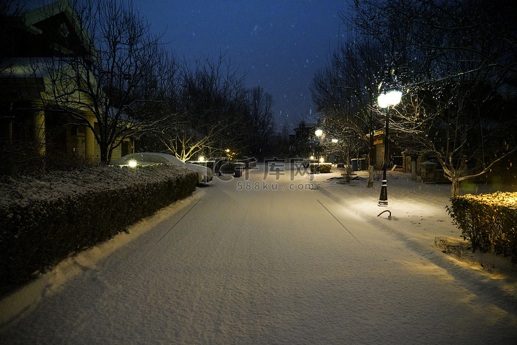 别墅区雪景