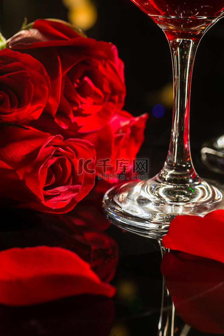红酒和玫瑰