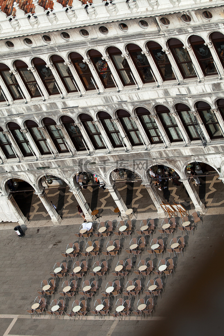 威尼斯 - 圣马可广场，众多咖